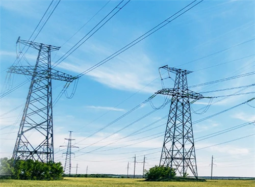 چگونه کیفیت فولاد بر ایمنی در پروژه‌های برج انتقال فشار قوی 220kV–1000kV تأثیر می‌گذارد-